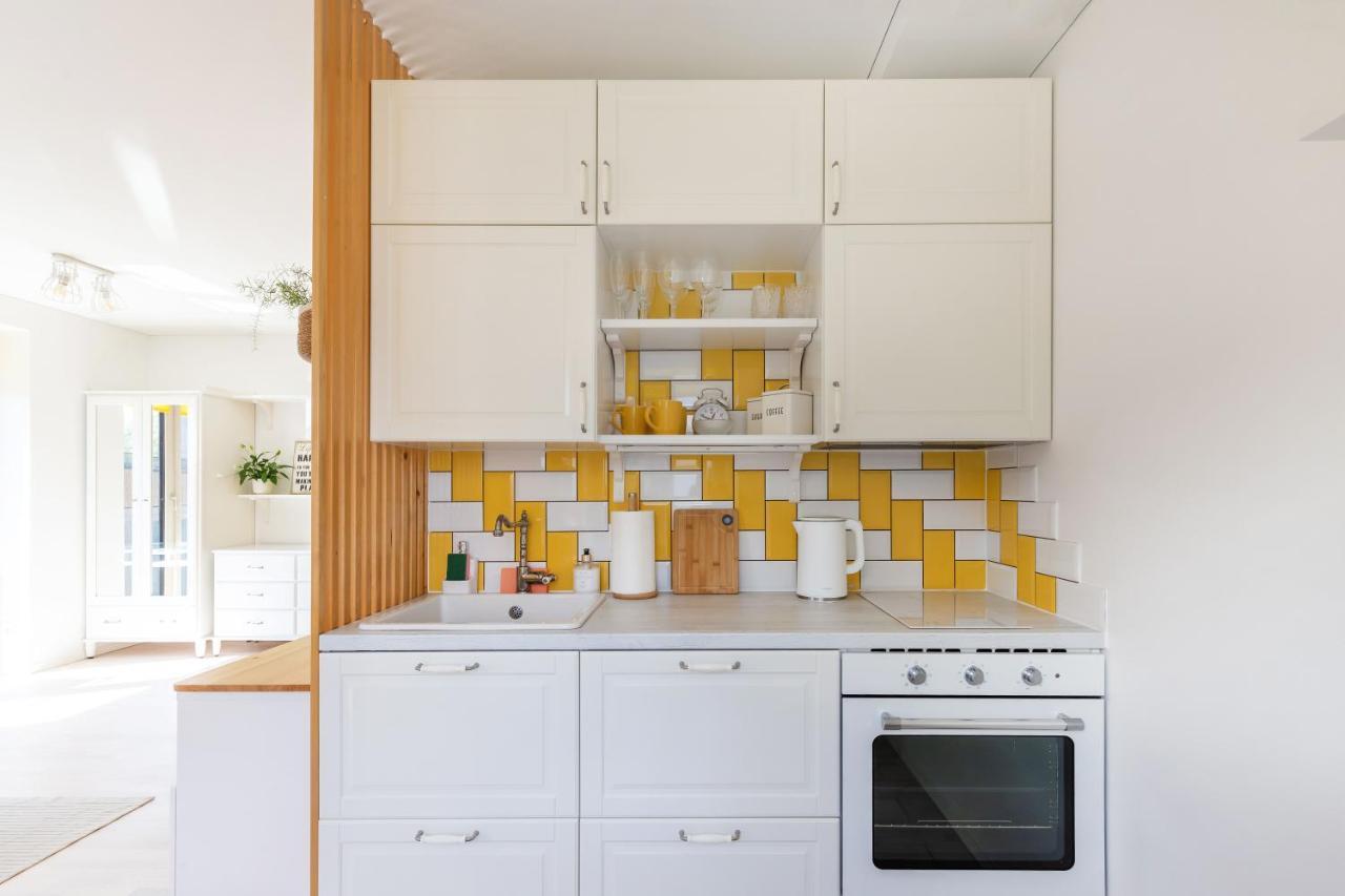 Yellow Studio Paupys Apartment Vilnius Exterior foto
